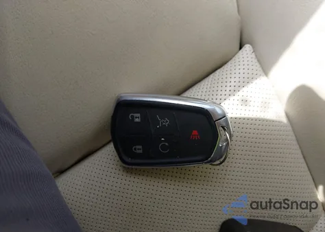 2017 Cadillac Xt5 Luxury z USA, uszkodzony, nr VIN 1GYKNBRS8HZ301708